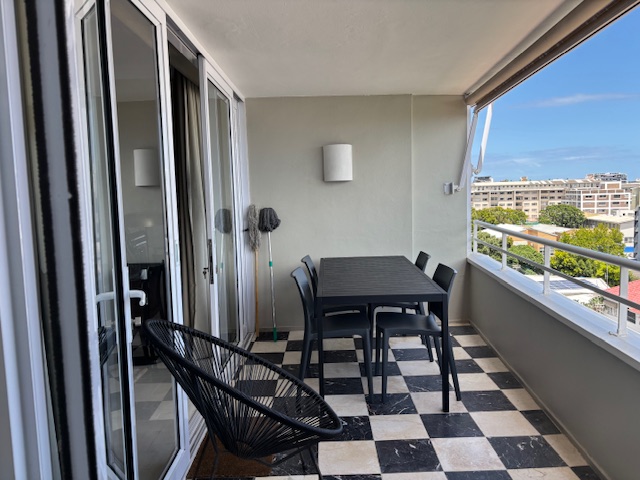 2 Bedroom Property for Sale in Fresnaye Western Cape